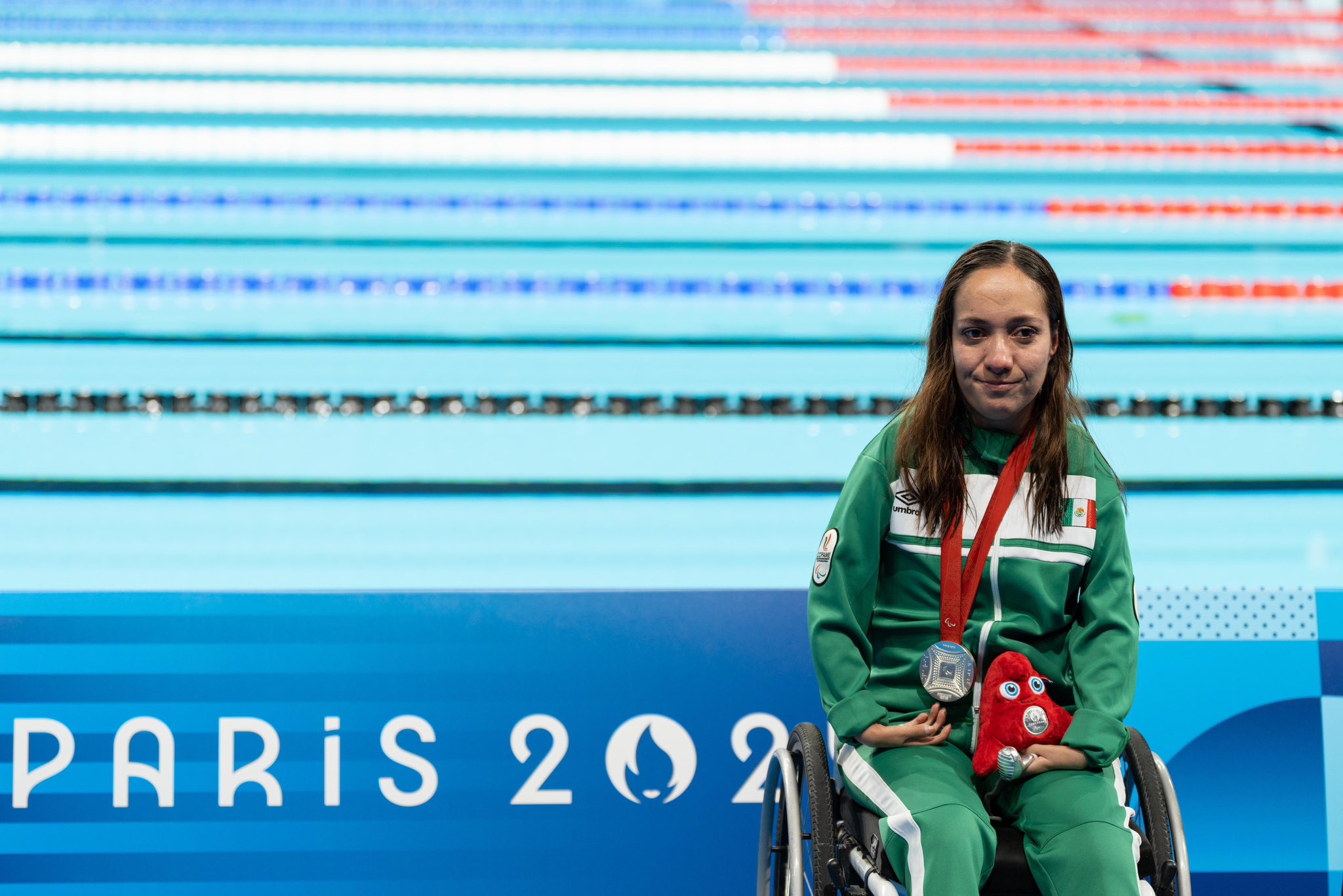 Inaugura Haidee Aceves el medallero mexicano al ganar la presea de plata en natación en los Juegos Paralímpicos París 2024