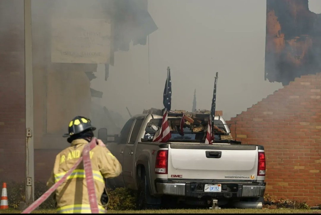 Deja tiroteo en iglesia de Michigan un muerto y nueve heridos