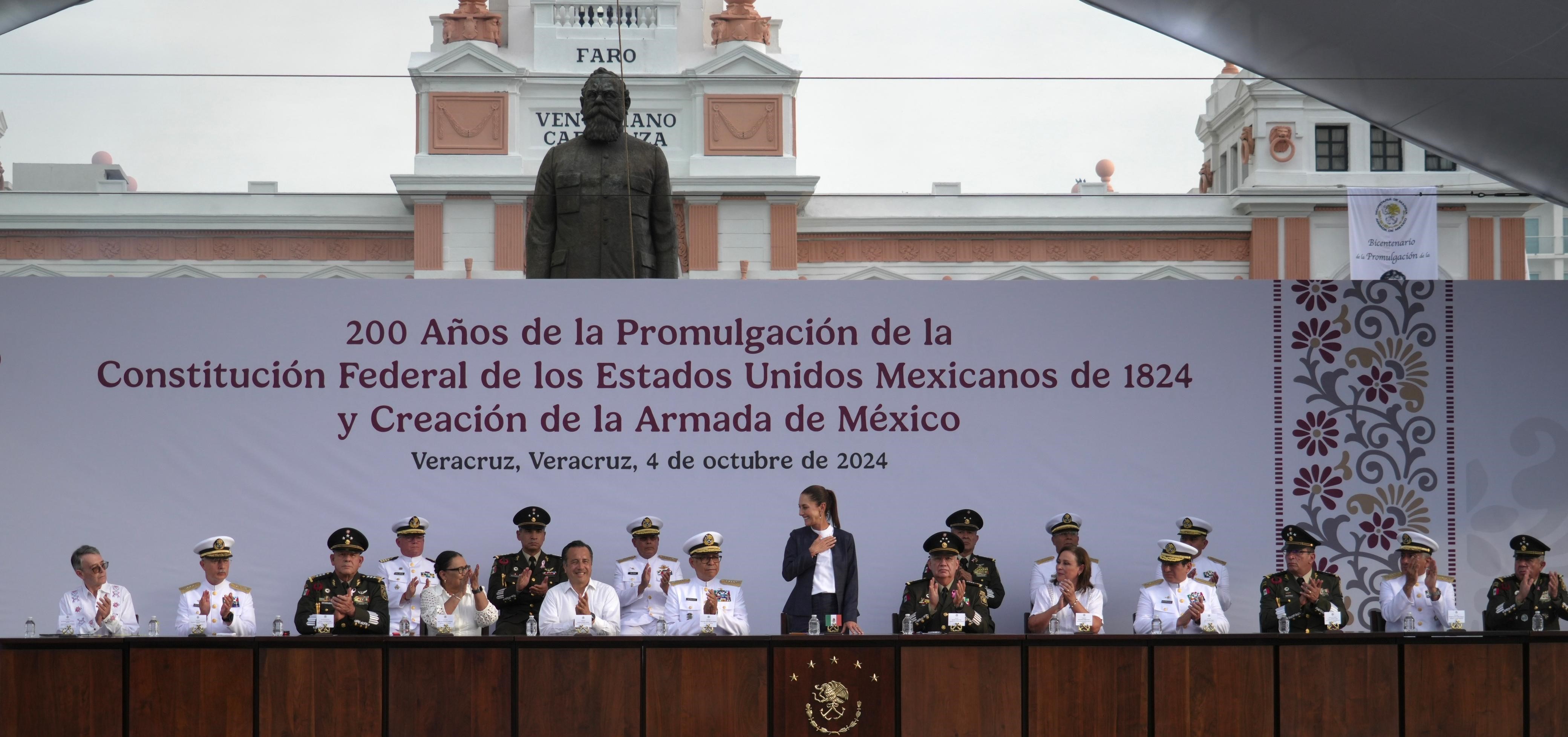 Conmemora la Presidenta Claudia Sheinbaum la promulgación de la Constitución de 1824 y la creación de la Armada de México