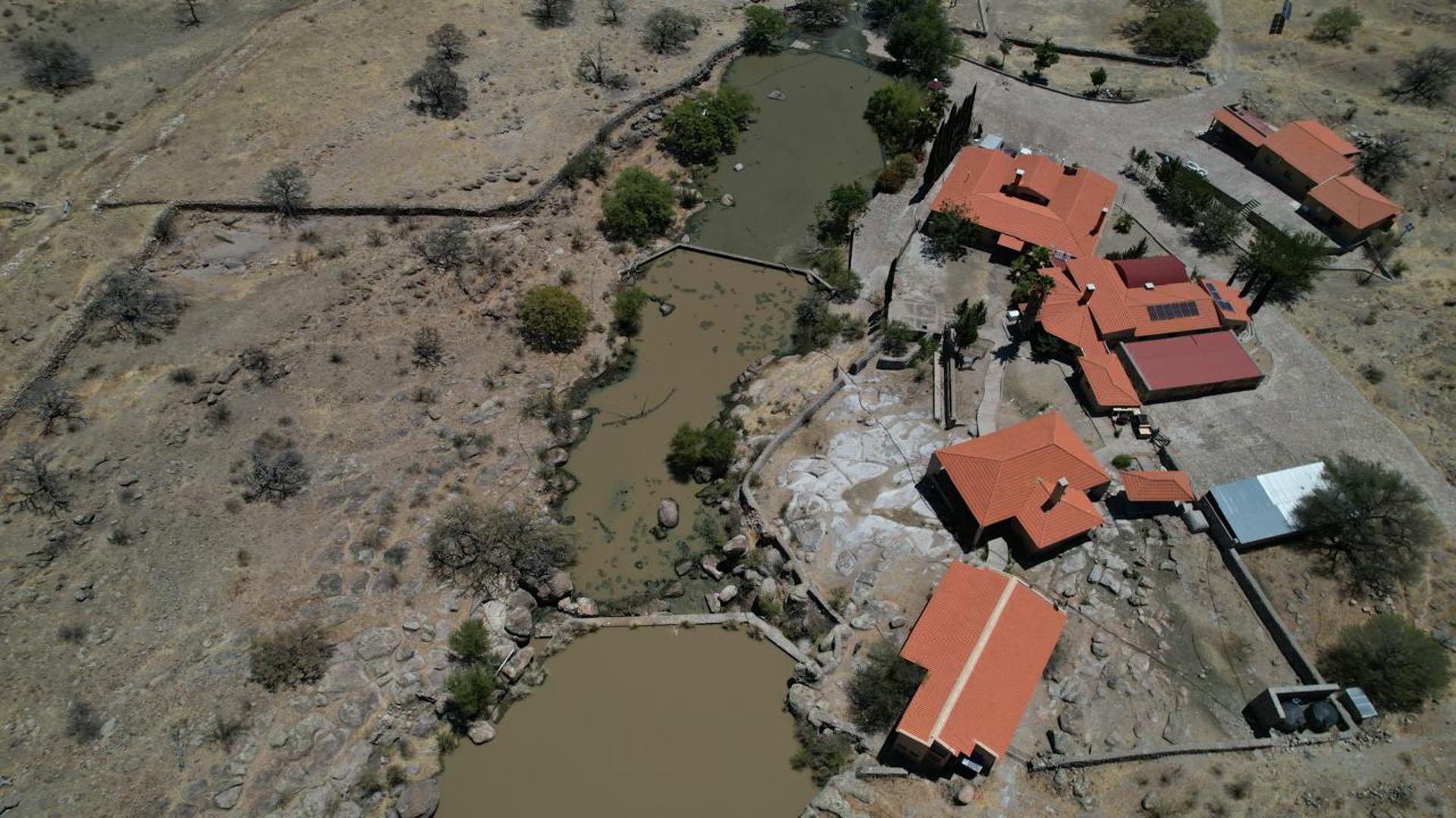 Recupera Gobierno de México 700 mil metros cúbicos de agua en rancho del exgobernador de Chihuahua, César Duarte