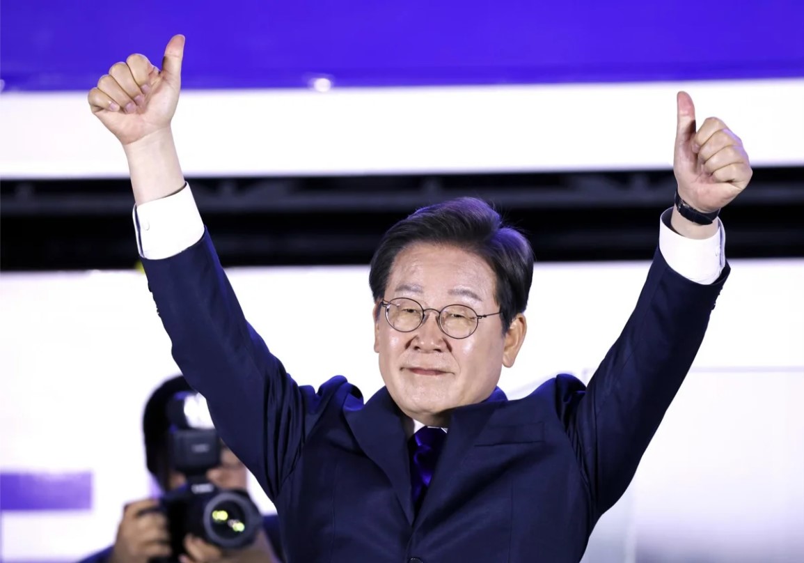 “Seré el presidente de todos, que abrace y sirva a todo el pueblo”: asume Lee Jae-myung presidencia de Corea del Norte