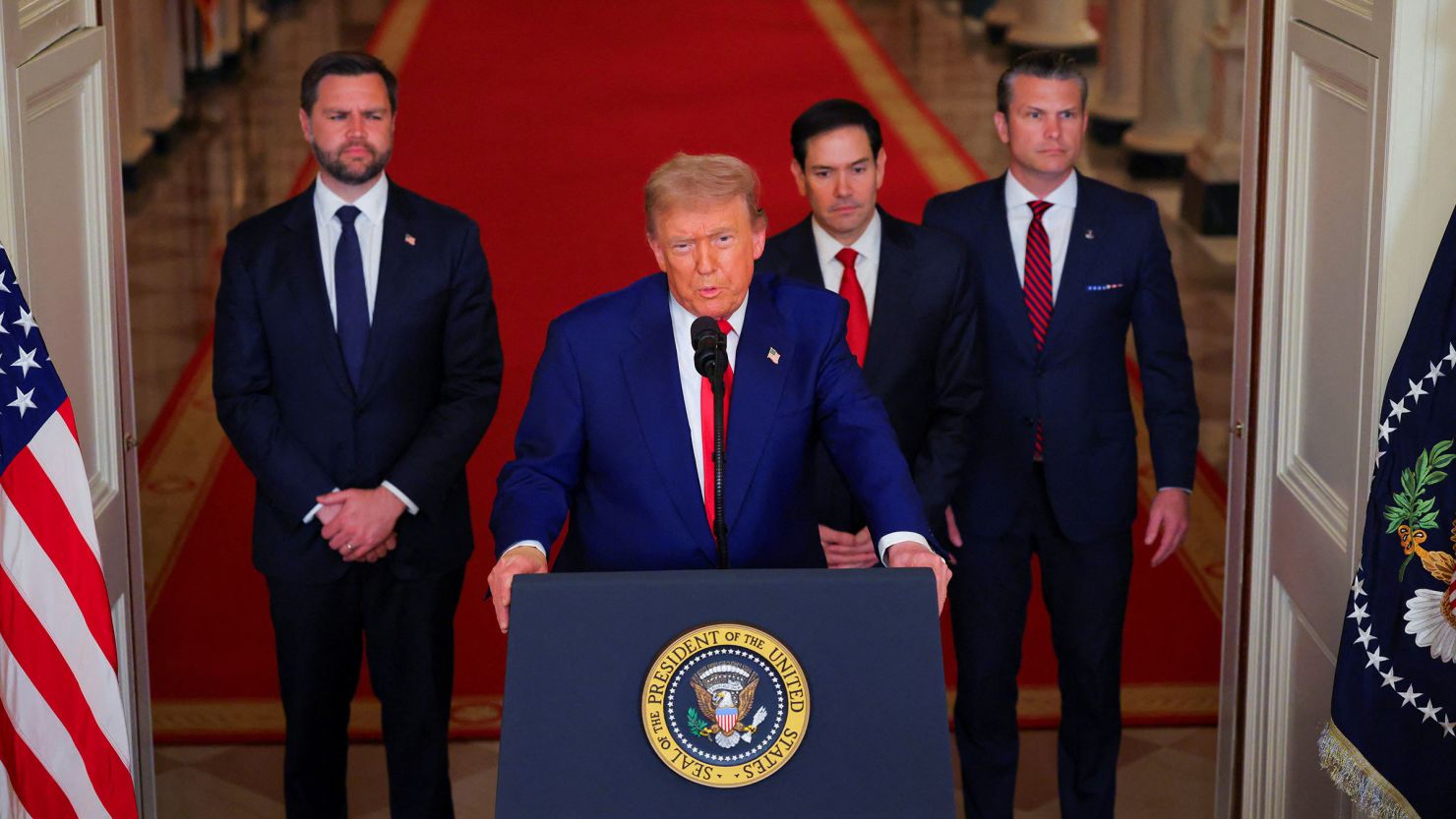Trump asegura que Irán alertó a EE.UU. de ataque a su base militar en Qatar: "es momento para la paz"