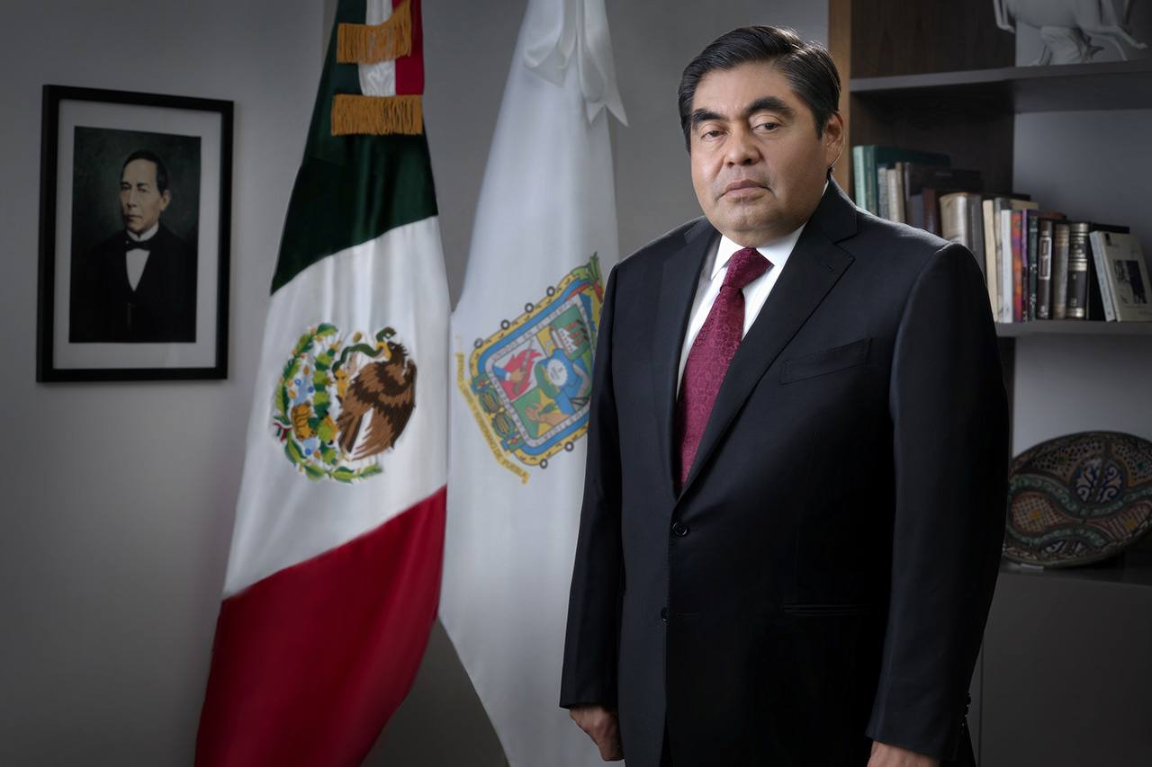Falleció el gobernador de Puebla, Miguel Barbosa