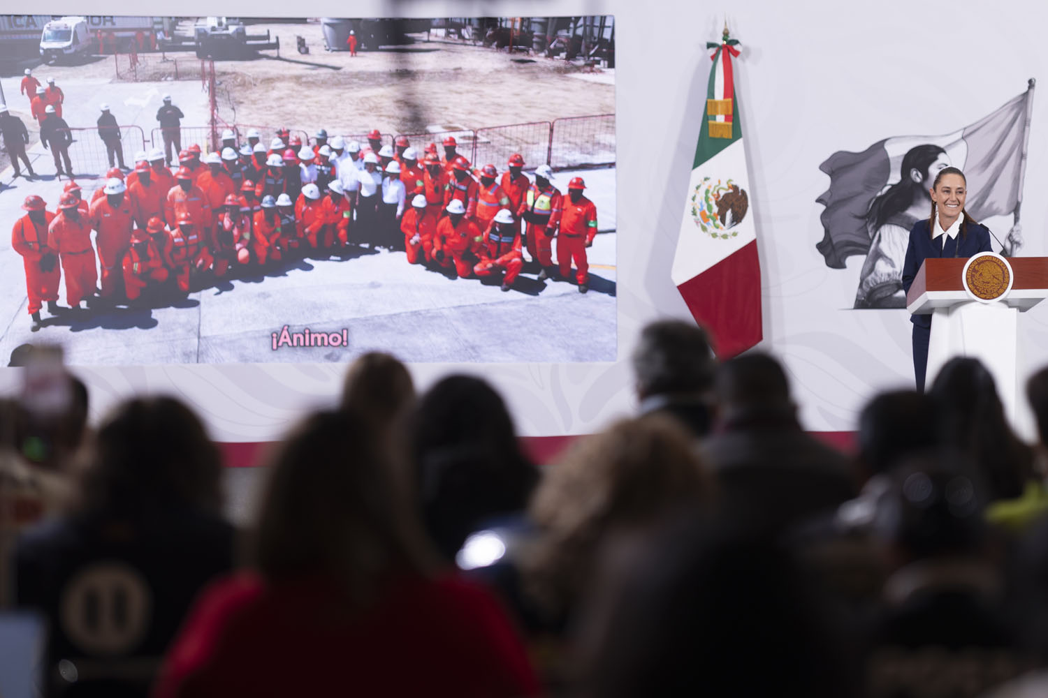 Destaca Claudia Sheinbaum nuevas líneas de investigación en caso Ayotzinapa