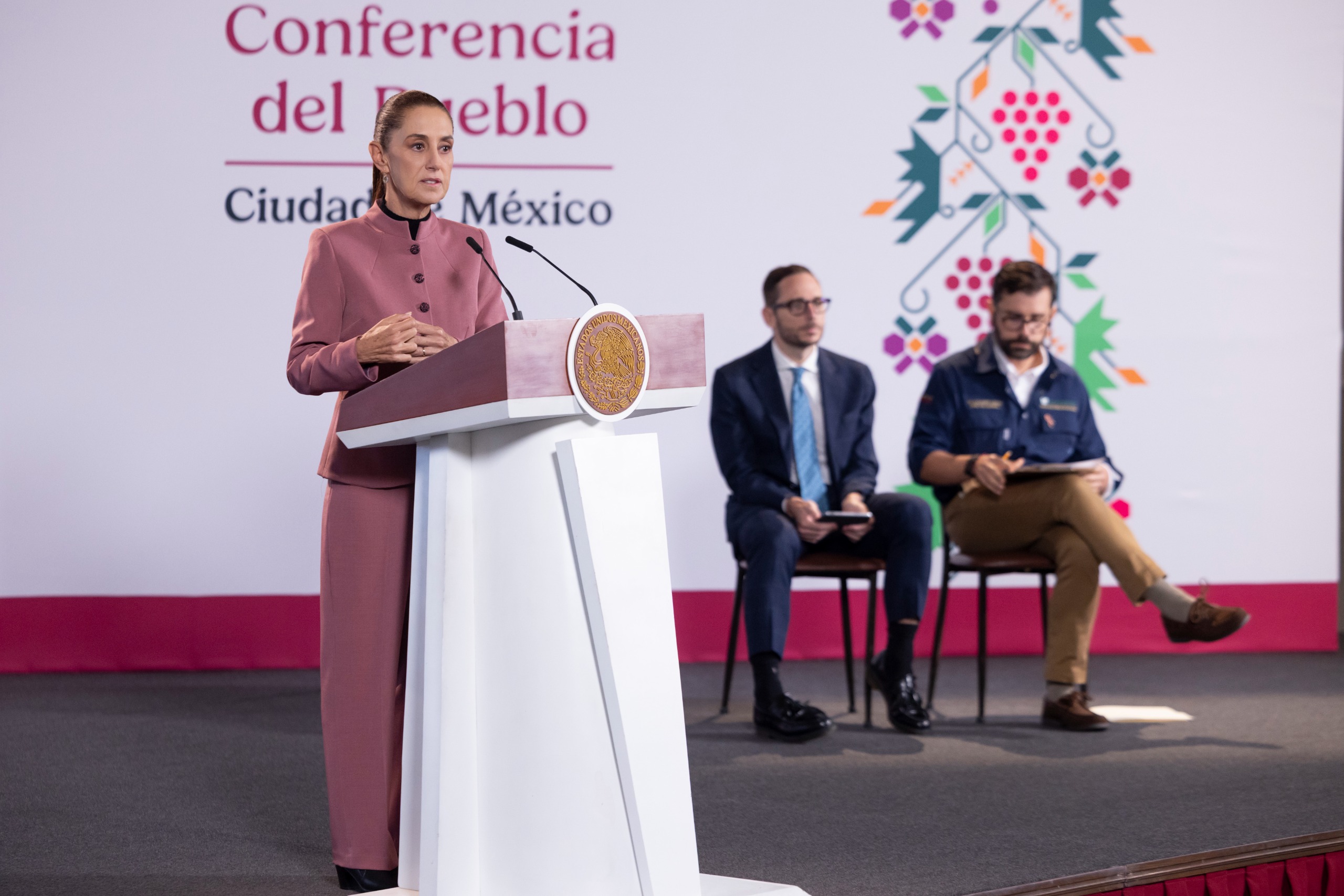 “Nosotros no hacemos pactos políticos con la justicia”, rechaza Sheinbaum supuesta negociación con Maru Campos