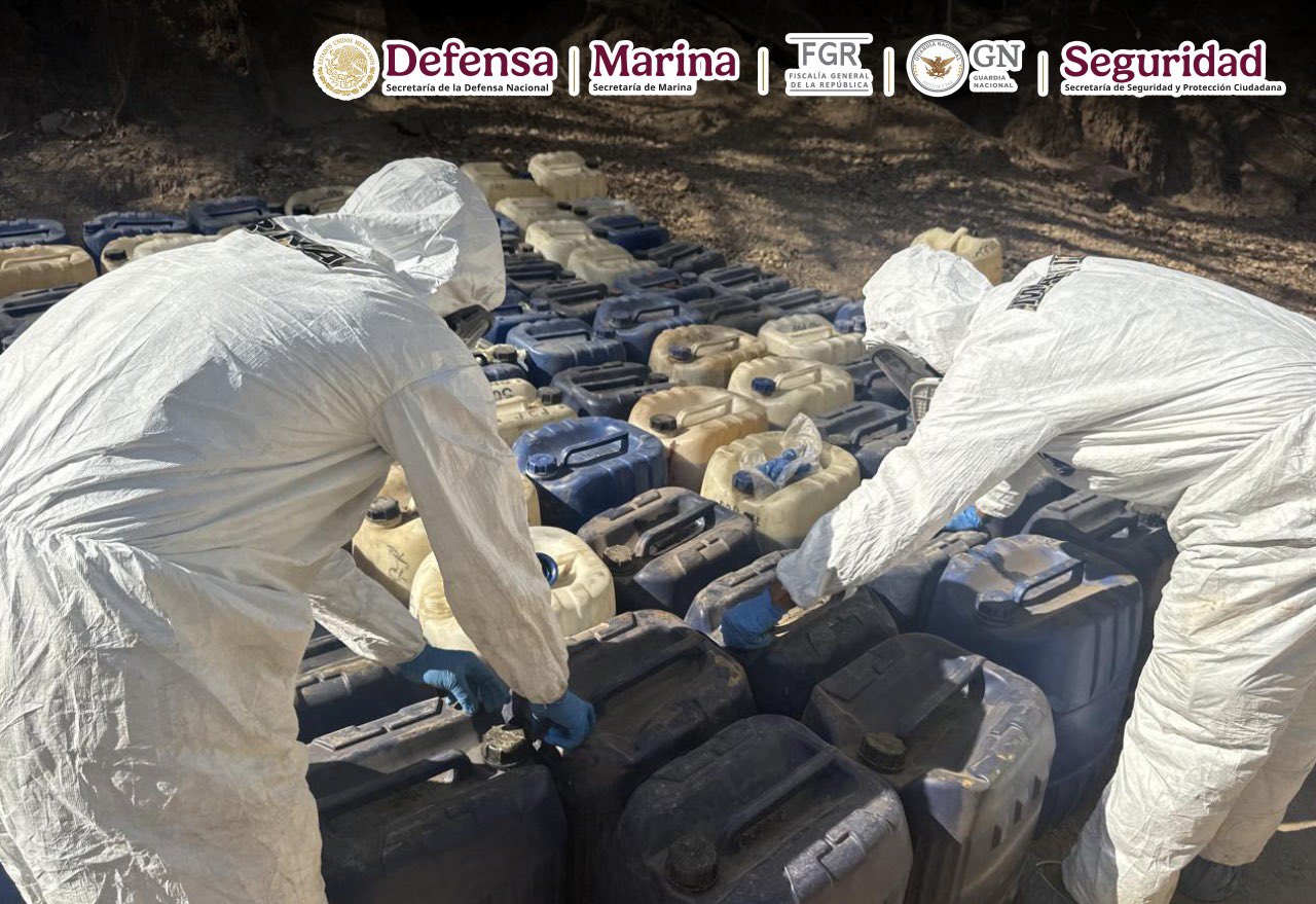 Autoridades federales desmantelan dos laboratorios clandestinos y aseguran más de 150 kilos de metanfetamina en Durango