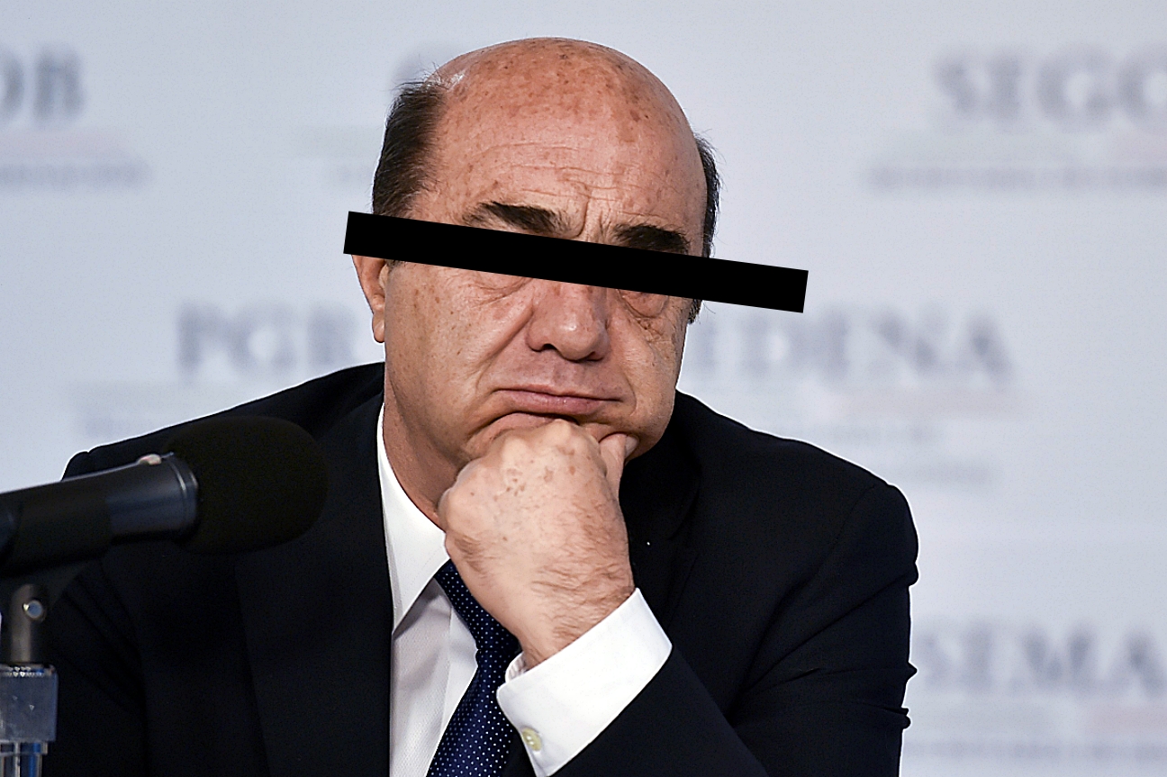 Rechaza juez prisión domiciliaria a Jesús Murillo Karam