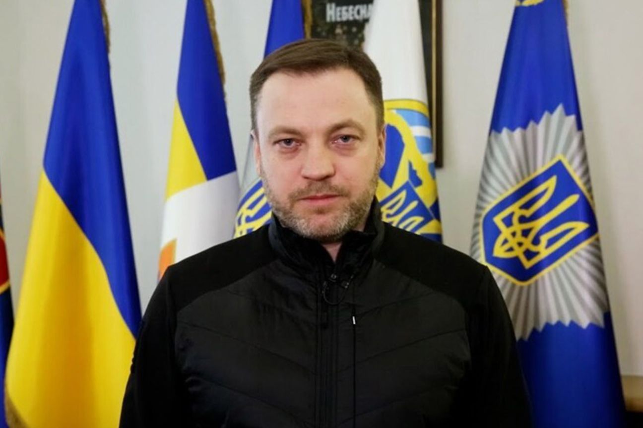 Muere ministro del Interior ucraniano al estrellarse su helicóptero en Kiev