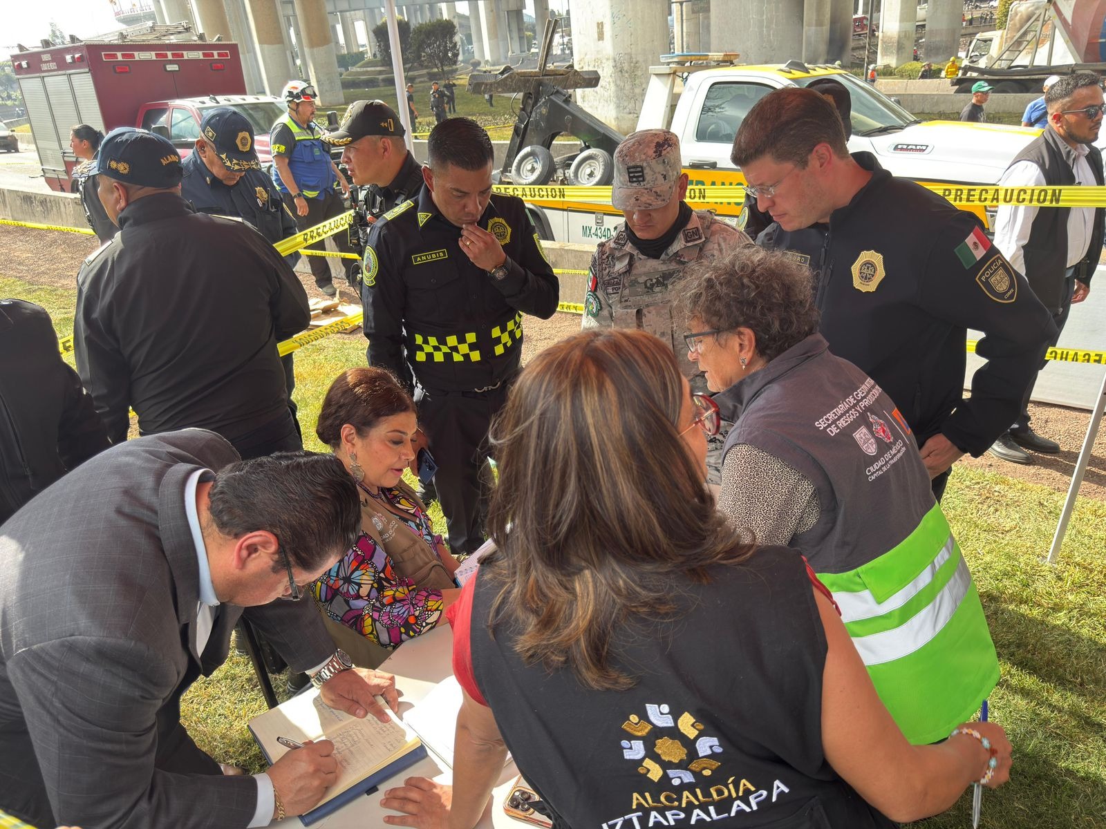 Informa Gobierno de la CDMX que suman 4 personas fallecidas y 90 lesionadas por la explosión de una pipa de gas