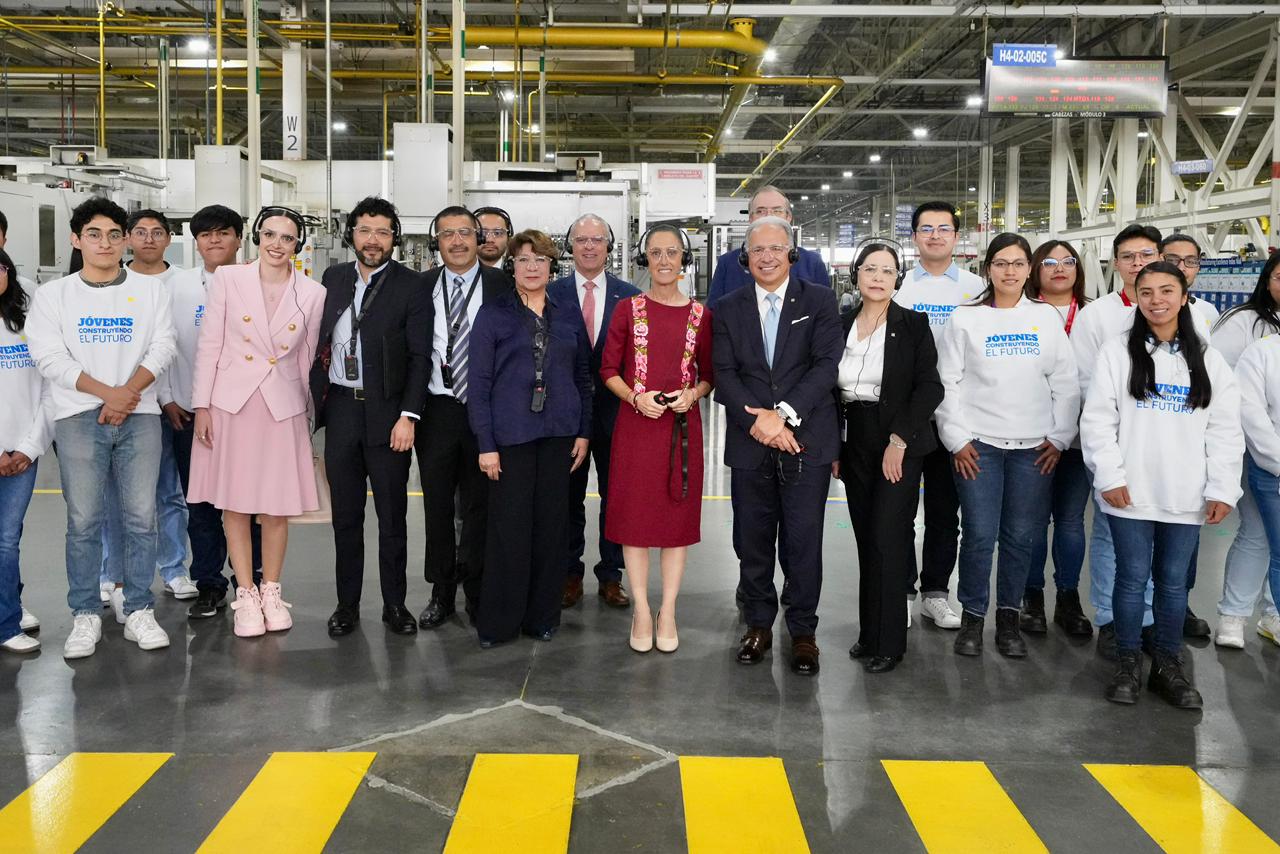 Anuncia Claudia Sheinbaum producción de 80 mil vehículos anuales en México de GM