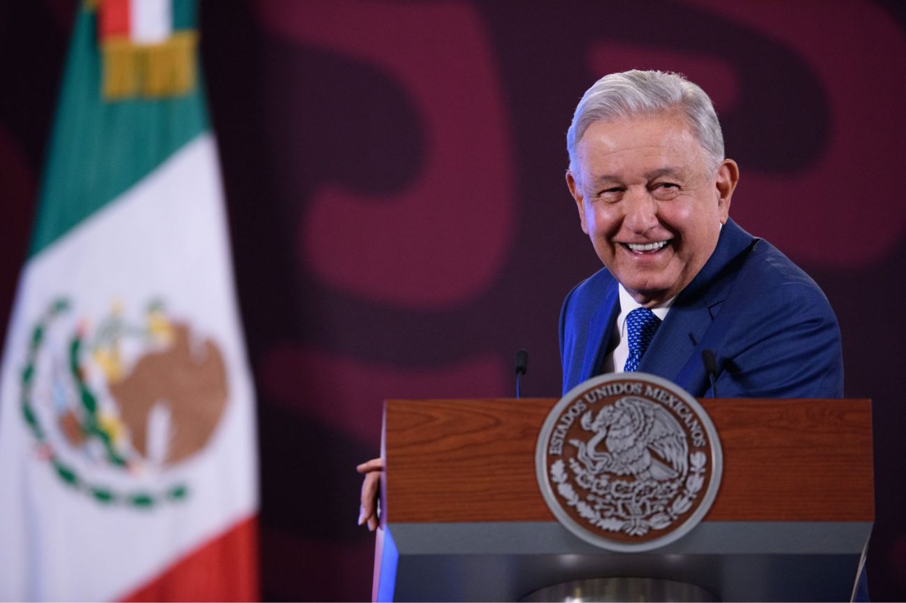 Propone López Obrador elevar a nivel constitucional la recuperación de trenes de pasajeros