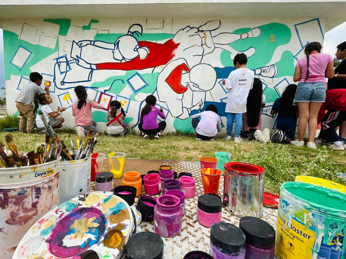 Participan más de un millón de jóvenes en la Segunda Jornada Nacional de Tequios y Murales por la Paz