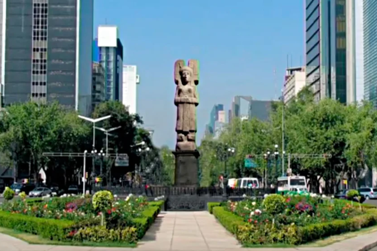 Analizarán colectivas feministas el proyecto escultórico “la Joven de Amajac” en la ex glorieta de Colón