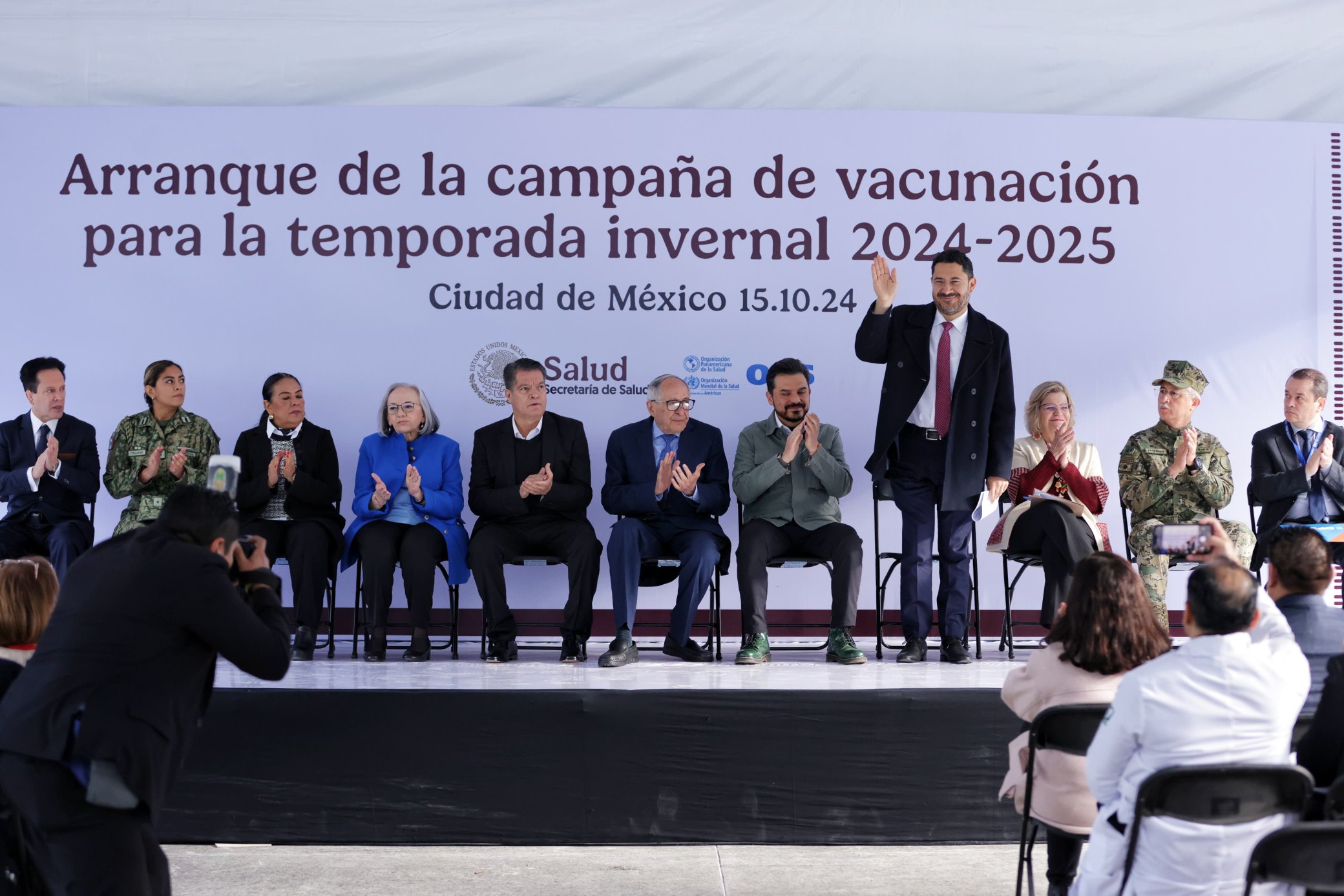 Arranca campaña de vacunación para temporada invernal en México