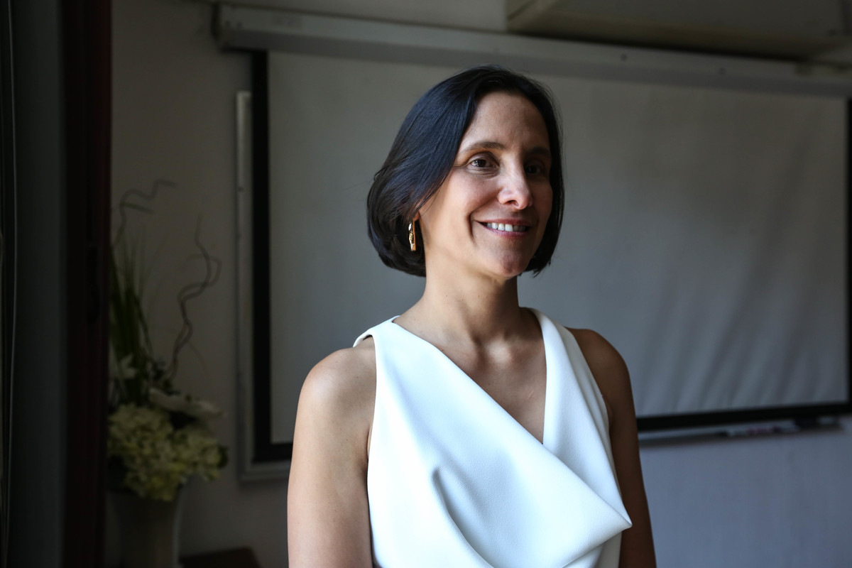 Designa Claudia Sheinbaum a Luz Elena González como próxima secretaria de Energía