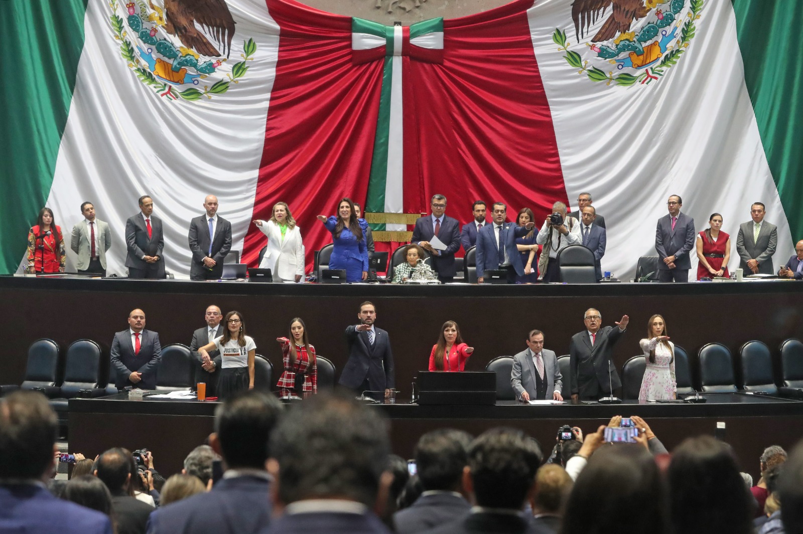 Instalan oficialmente la LXVI Legislatura en la Cámara de Diputados