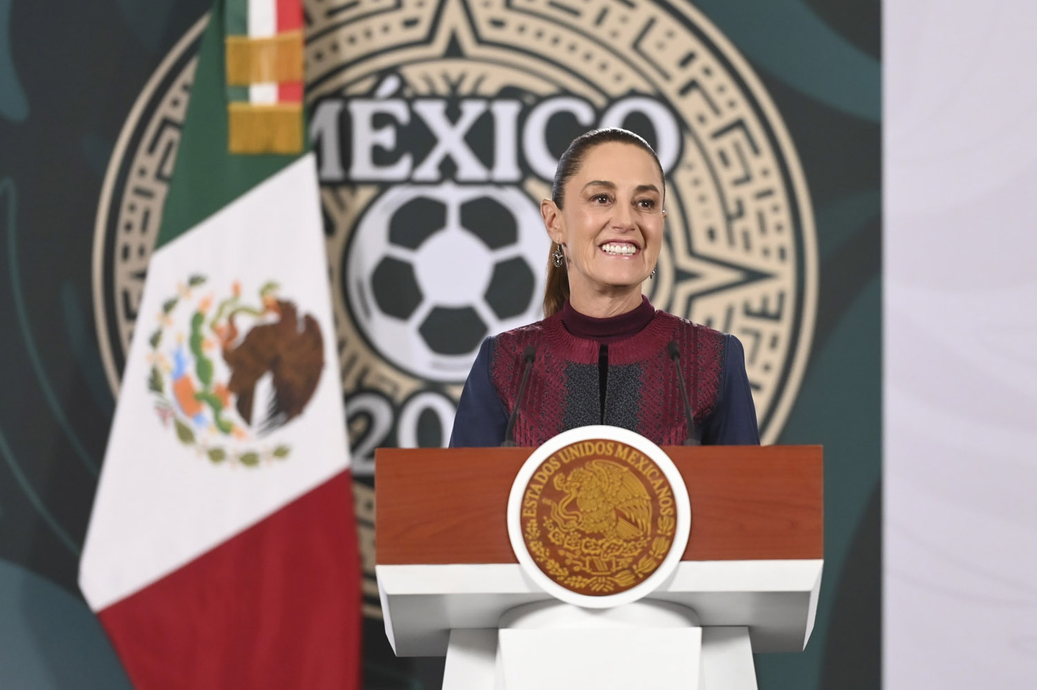 Destaca Claudia Sheinbaum reunión entre Gobierno de México y la FIFA