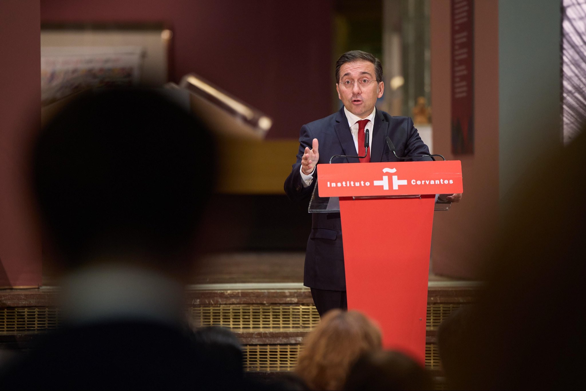 Reconoce ministro de Exteriores español “dolor” provocado a pueblos originarios en la Conquista