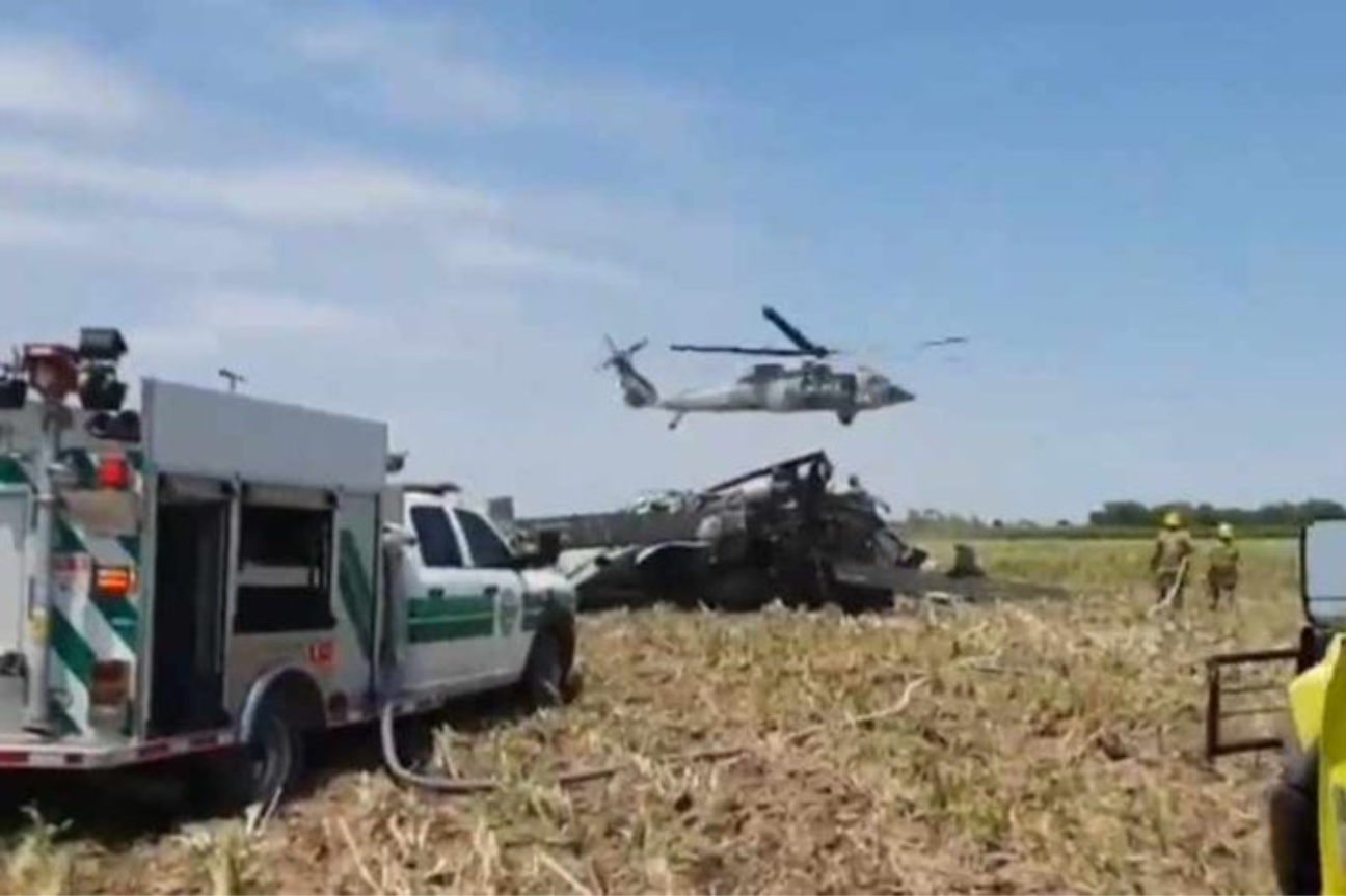 Se desplomó helicóptero de la Secretaría de Marina en Los Mochis, Sinaloa