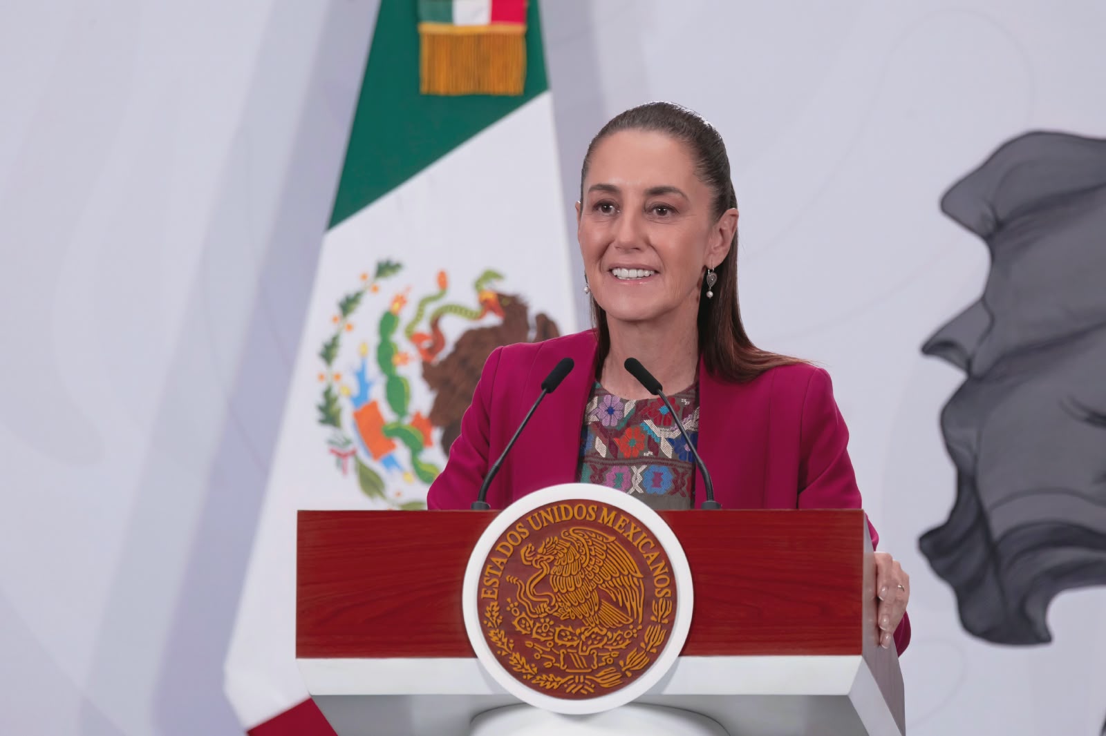 Apuesta Claudia Sheinbaum al debate y a la generación de conciencia frente a campañas de desinformación