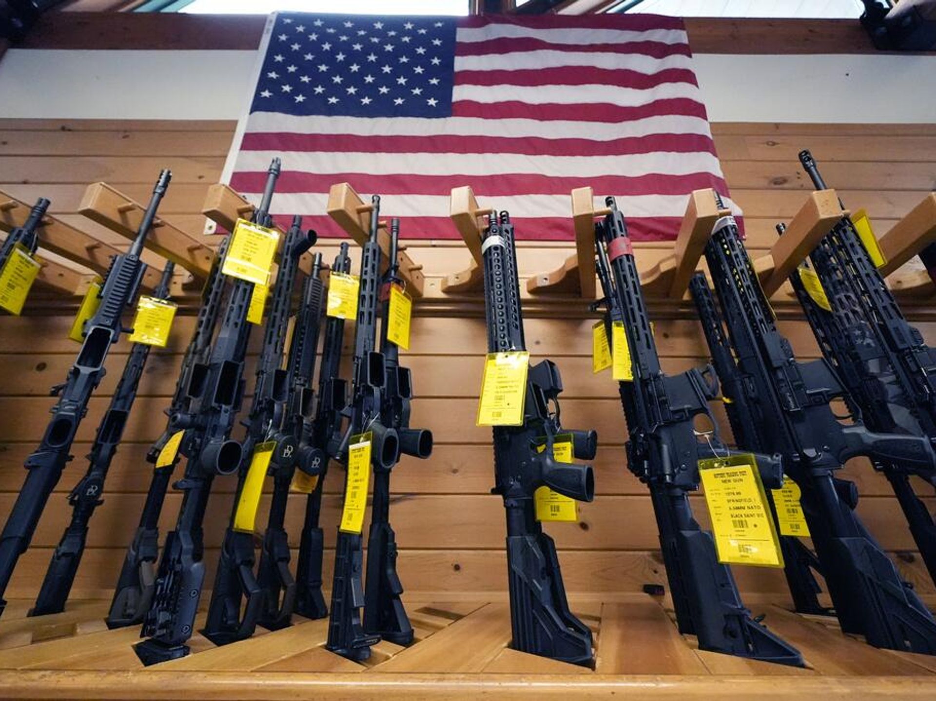 Crece 97% el rastreo de rifles de origen estadounidense recuperados en México
