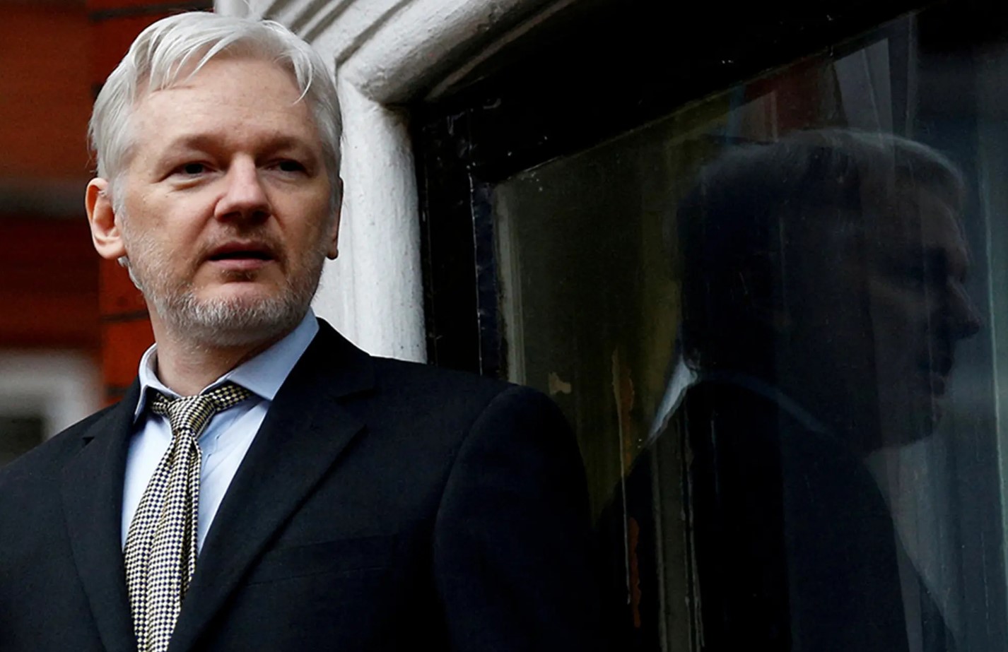 Denuncia Julián Assange uso del Nobel de la Paz como “instrumento de guerra” al premiar a María Corina Machado