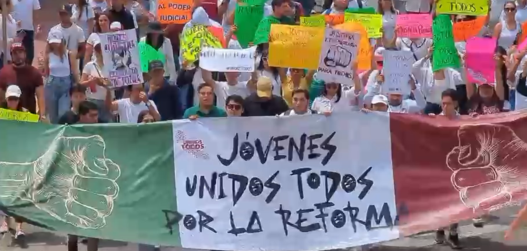 Estudiantes de diversos estados del país manifiestan su respaldo a la reforma al Poder Judicial