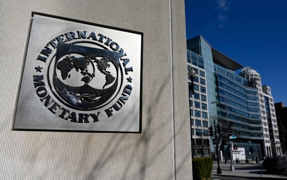Eleva Fondo Monetario Internacional de 25% a 40% riesgo de recesión en Estados Unidos