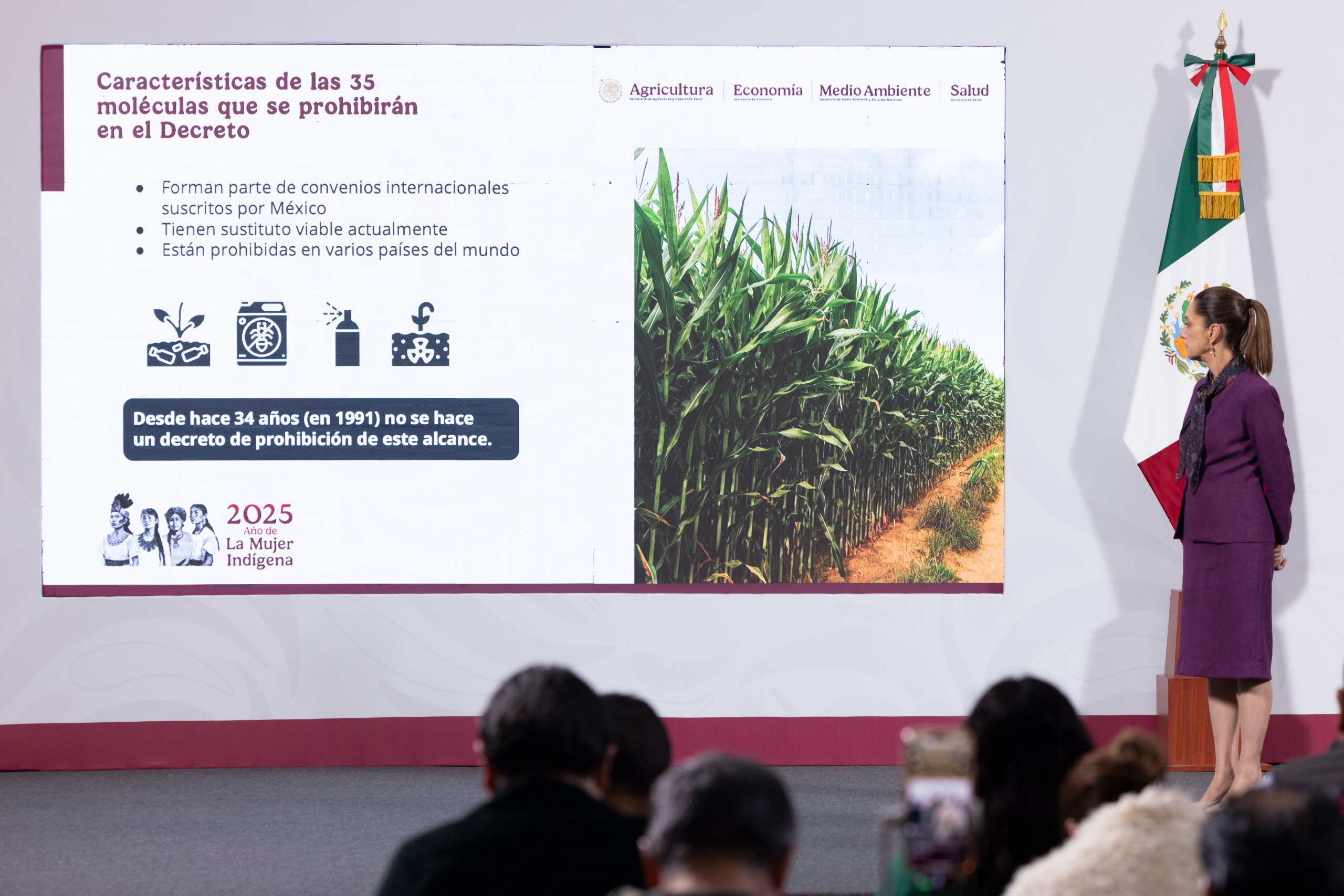 Presenta Claudia Sheinbaum Decreto para avanzar en prohibición de plaguicidas