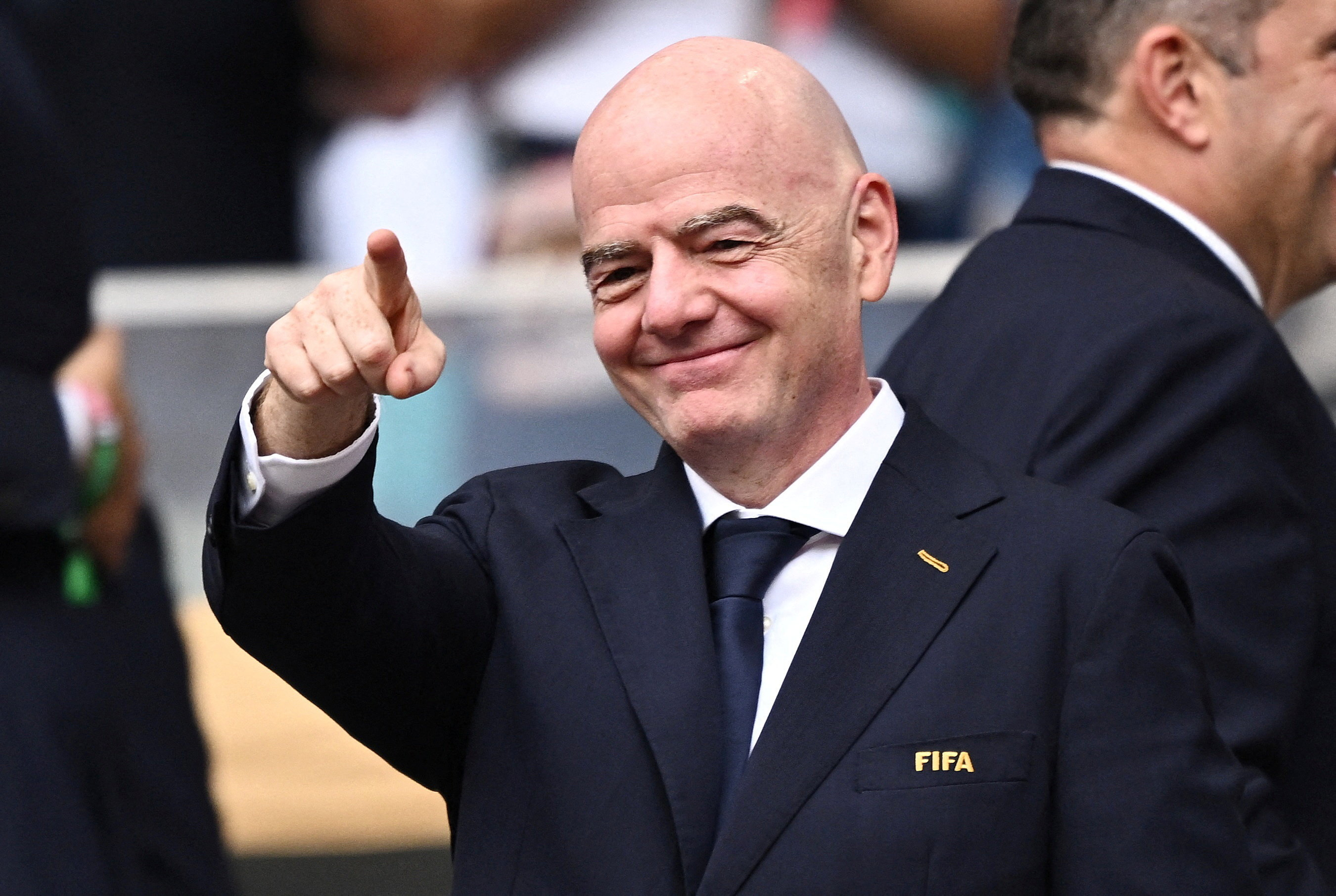 Busca FIFA abrir el negocio del futbol al capital privado; creará filiar comercial valuada en 20 mil mdd