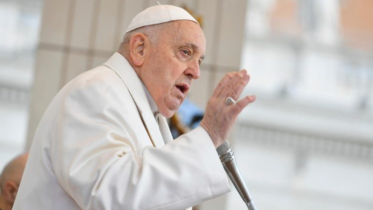 “Cuando ves que estás derrotado, necesitas tener el coraje de negociar”: Papa Francisco, sobre la guerra en Ucrania