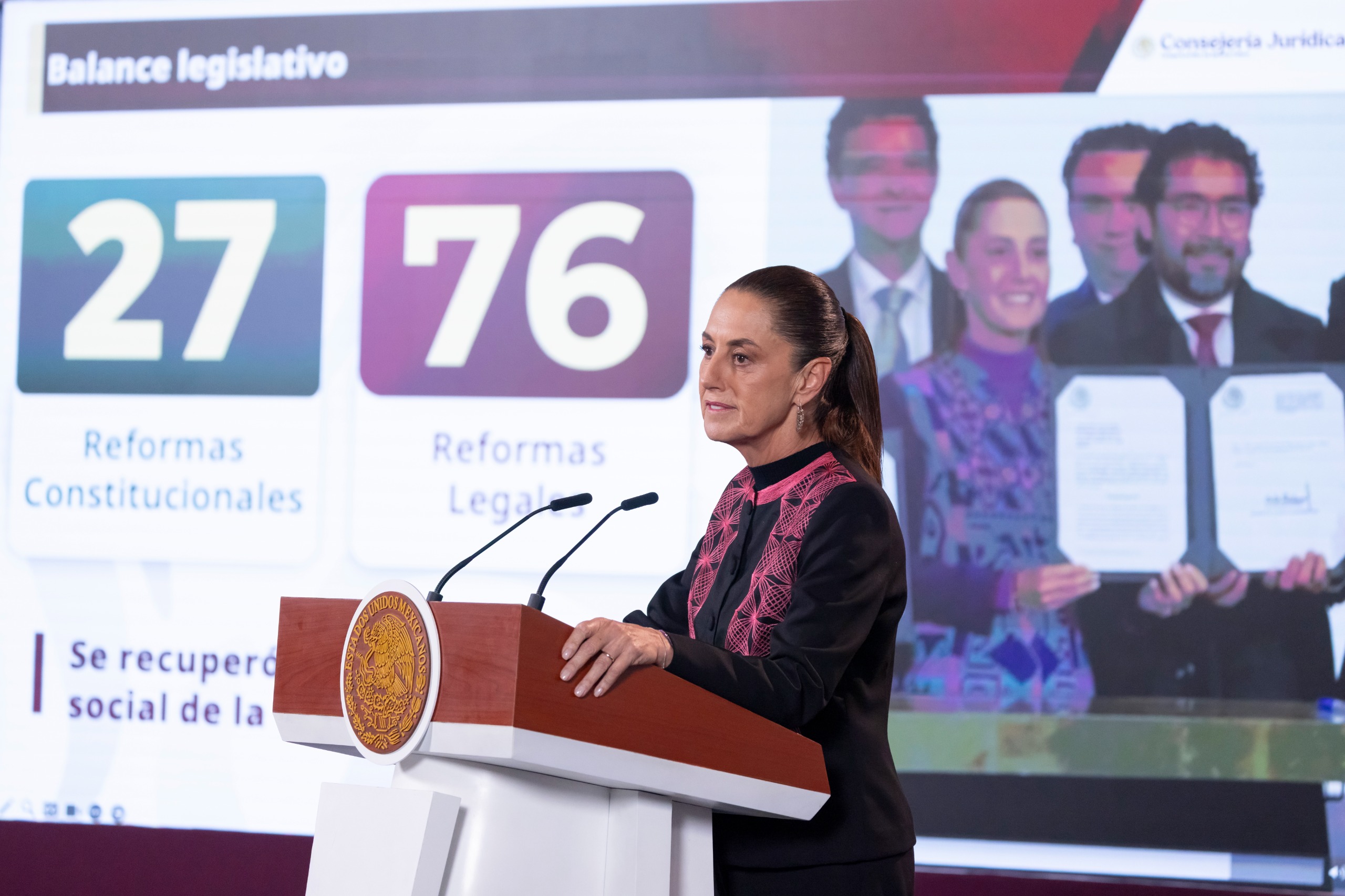 Destaca Claudia Sheinbaum recuperación del sentido social de la Constitución con 27 reformas constitucionales y 76 legales