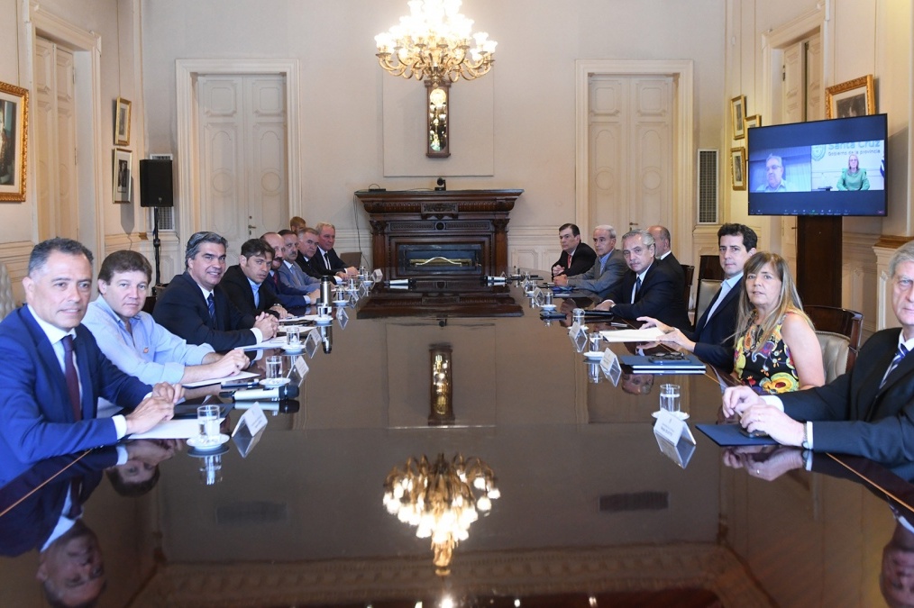 Doce gobernadores de Argentina respaldan a Alberto Fernández para enjuiciar Corte Suprema