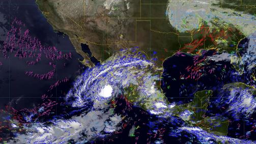 Emiten alerta roja por tormenta tropical "Ileana"