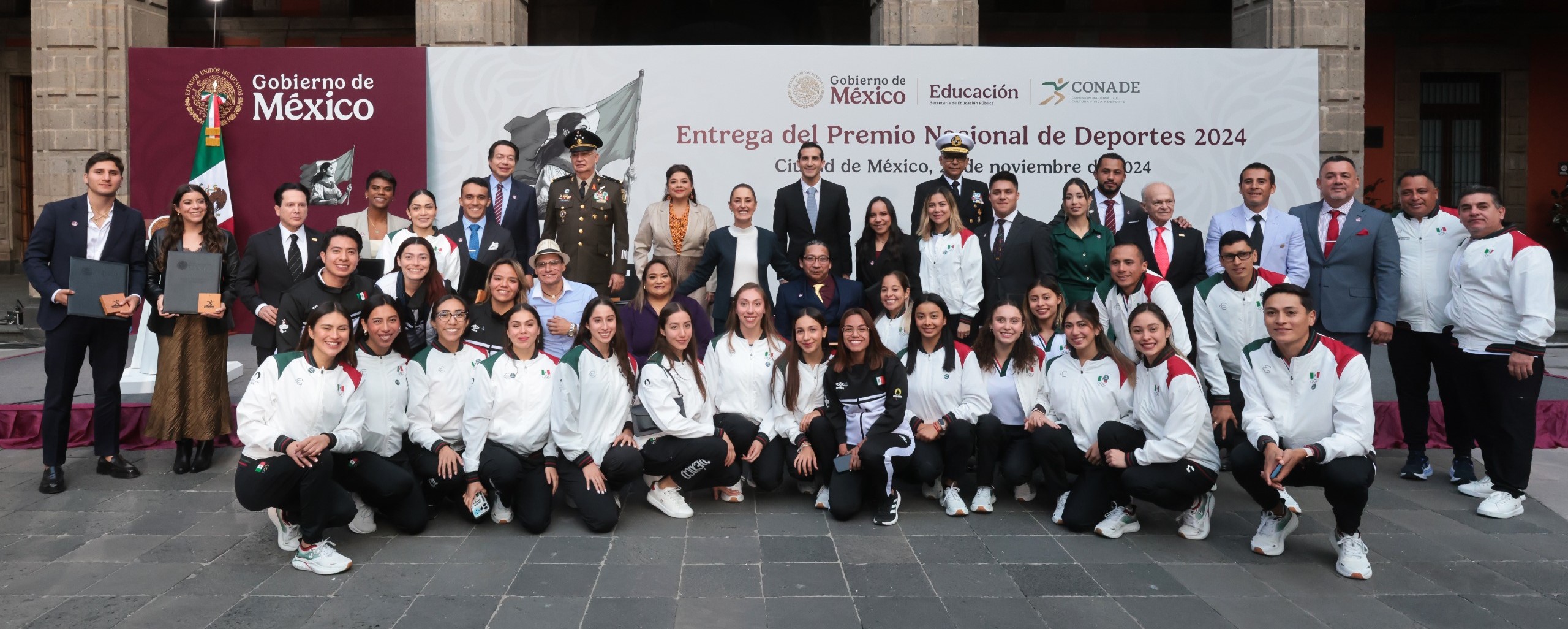 Impulsar el deporte social y comunitario, la promesa de la presidenta Claudia Sheinbaum durante la entrega del Premio Nacional de Deportes 2024