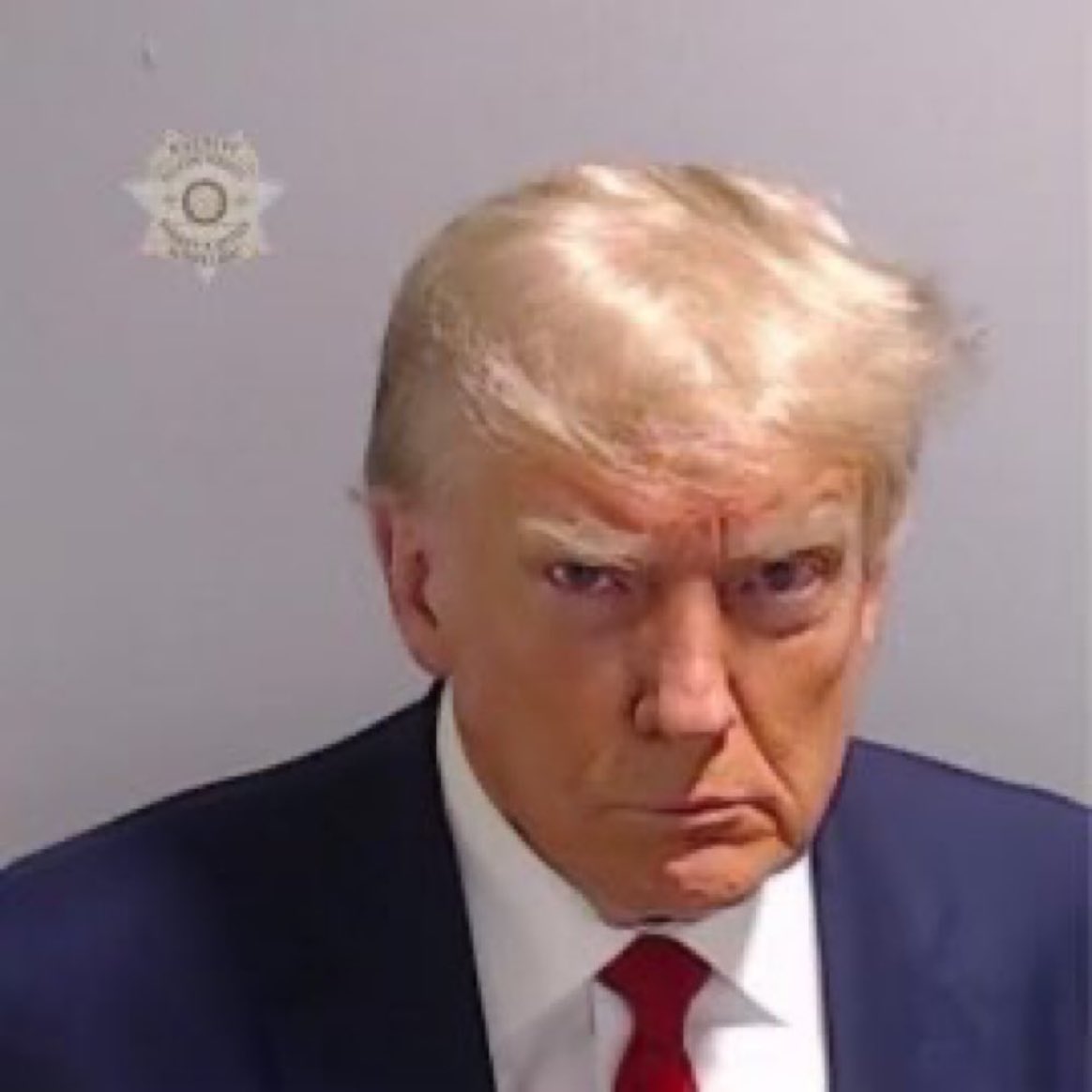 Donald Trump se convierte en el primer expresidente de Estados Unidos en ser fichado por la policía