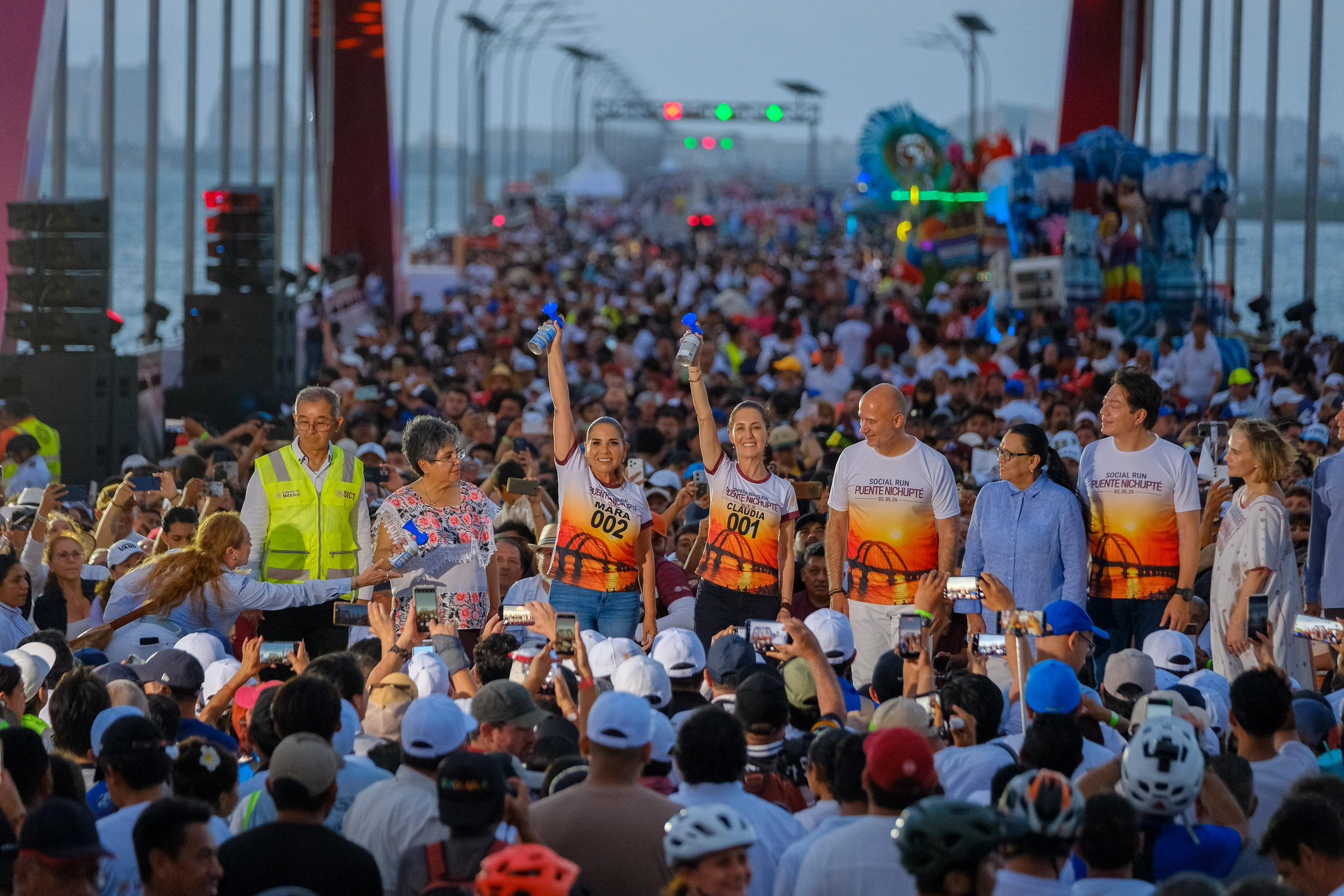 “Honestidad, amor al pueblo y a la patria dan resultados”, inaugura Claudia Sheinbaum el puente Nichupté en Cancún, Quintana Roo