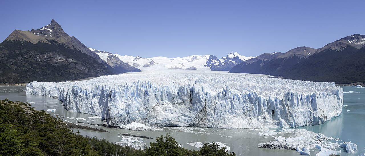 Senado argentino aprueba reforma a Ley de Glaciares con recorte ambiental y apertura a minería
