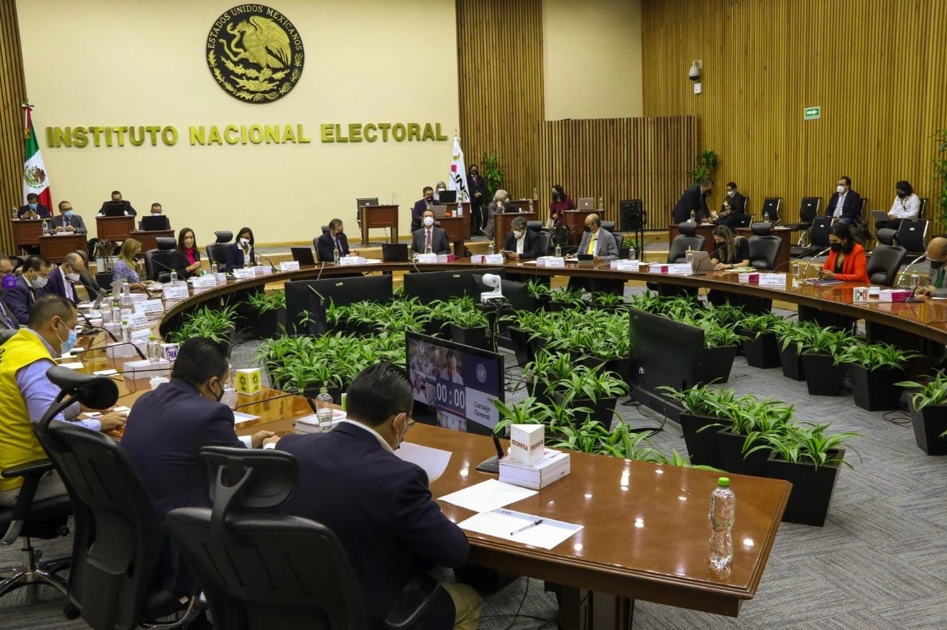 Multa INE a partidos políticos por 673 millones de pesos; Morena el más afectado