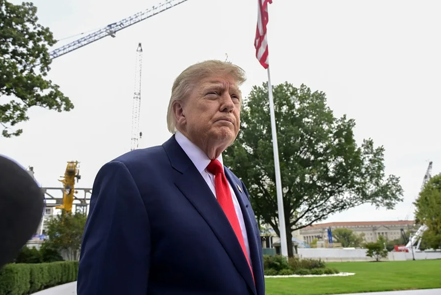 Se desploma la aprobación de Trump antes de las elecciones; 66% desaprueba su gestión