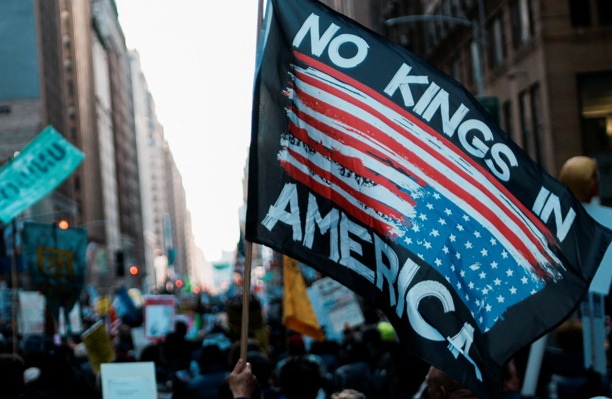 Protestan contra el presidente estadounidense Donald Trump en tercera convocatoria “No Kings”