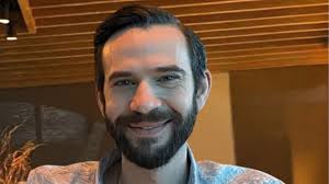 Se suicida hombre de 36 años, tras mantener una “relación romántica” con IA de Google