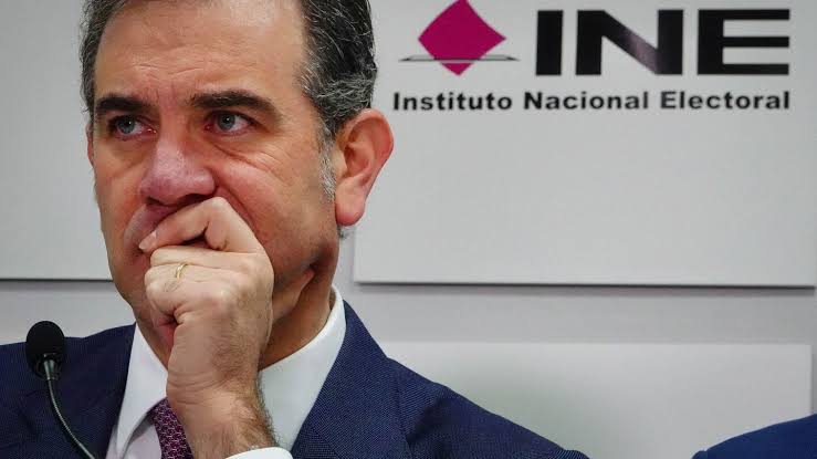 Presuntas irregularidades en contratos del INE heredados desde gestión de Lorenzo Córdova