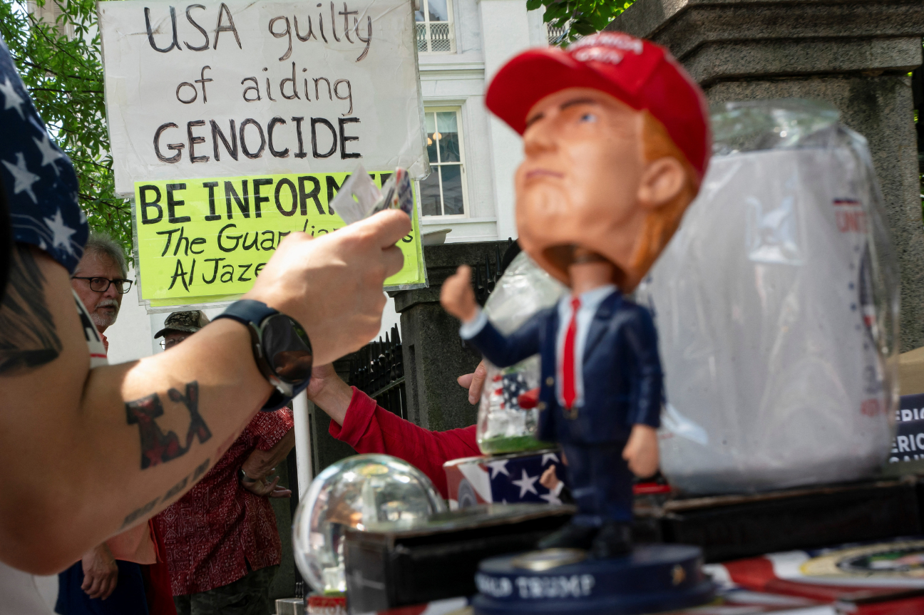 Desaprobación supera a Trump: baja su aprobación 5.1%