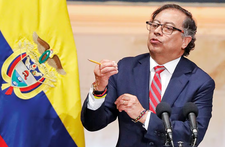 ¿De qué se trata el decreto presidencial emitido por Gustavo Petro contra la criminalización de la portación mínima de drogas en Colombia?