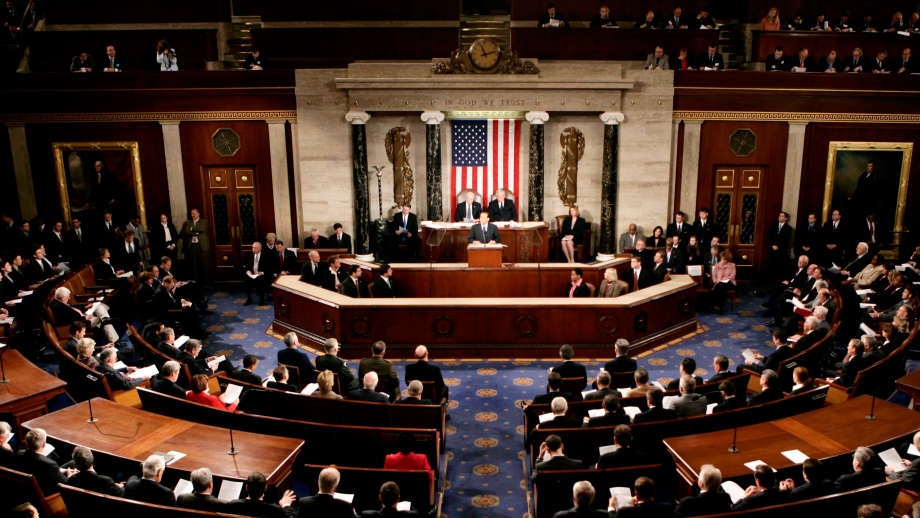 Rechazo Senado de EE.UU. limitar facultades de Trump para atacar Irán sin autorización del Congreso