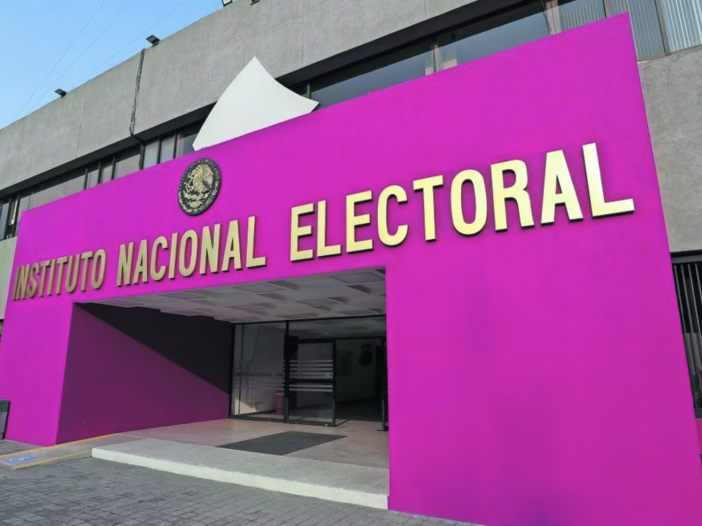 Exhorta la Consejería Jurídica al INE a “evitar actuaciones arbitrarias por presiones mediáticas o políticas”