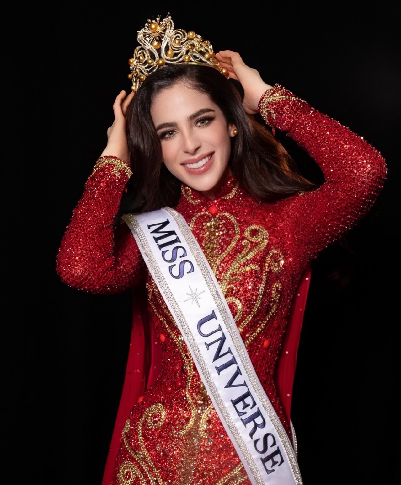 Quién es Fátima Bosch ganadora de Miss Universo 2025