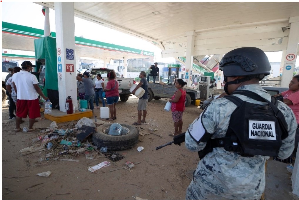 Reanuda Petróleos de México el suministro de gasolina en Acapulco tras el paso de Otis