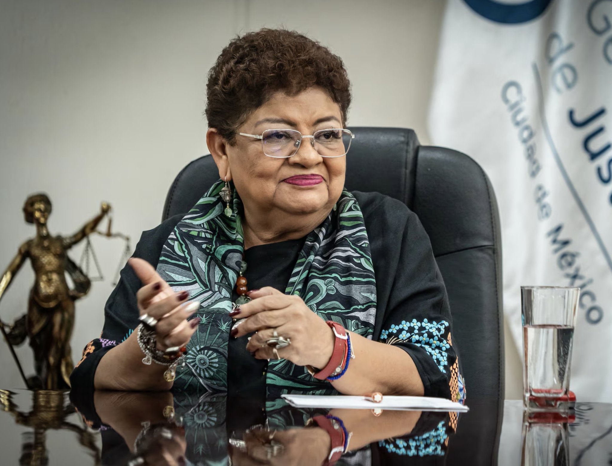 Designa Alejandro Gertz Manero a Ernestina Godoy como encargada de despacho de la FGR